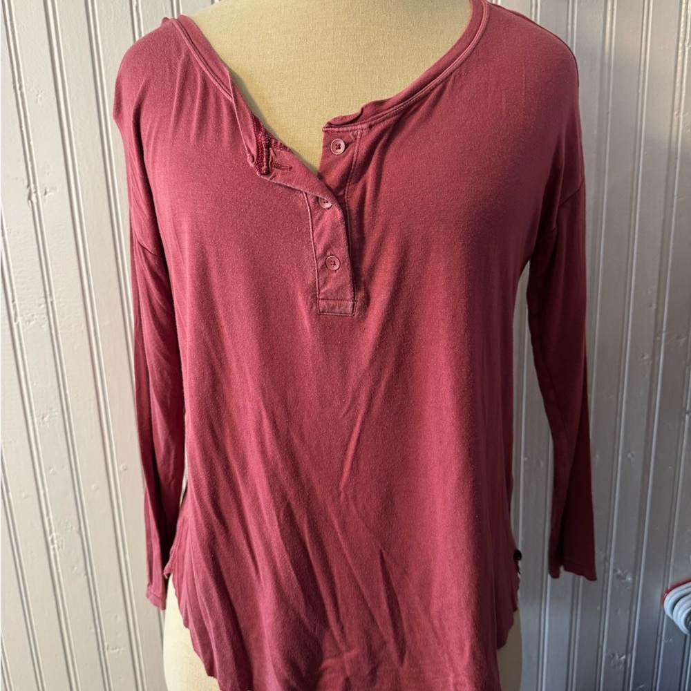 American Eagle Outfitters Burgundy Long Sleeve Top